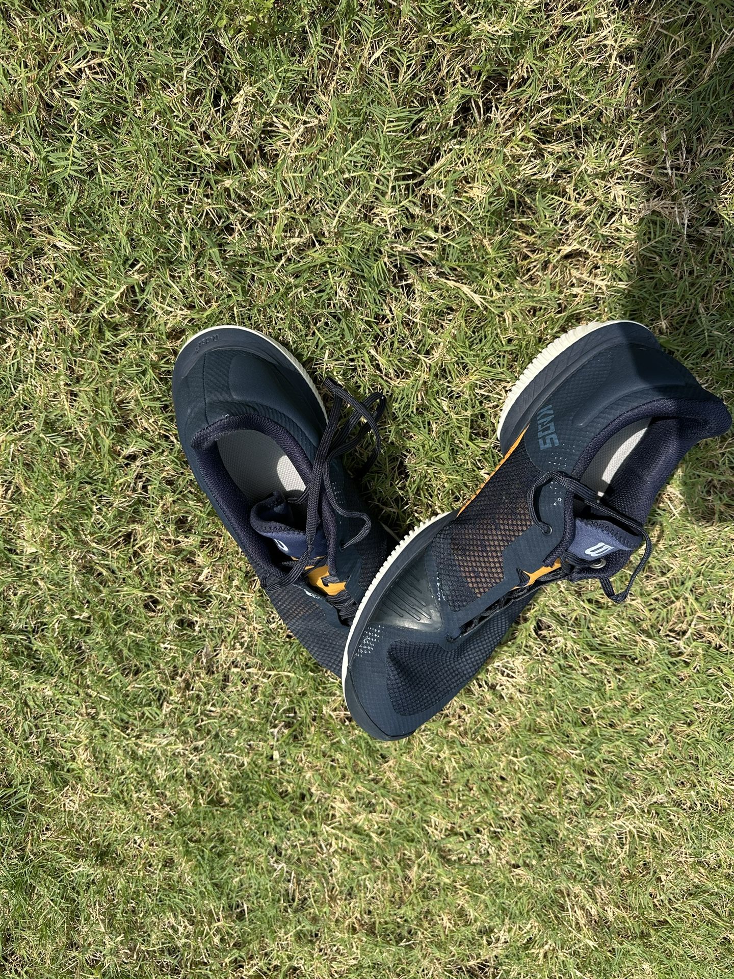 Wilson Rush Pro Tennis Shoes Men’s Size 12.