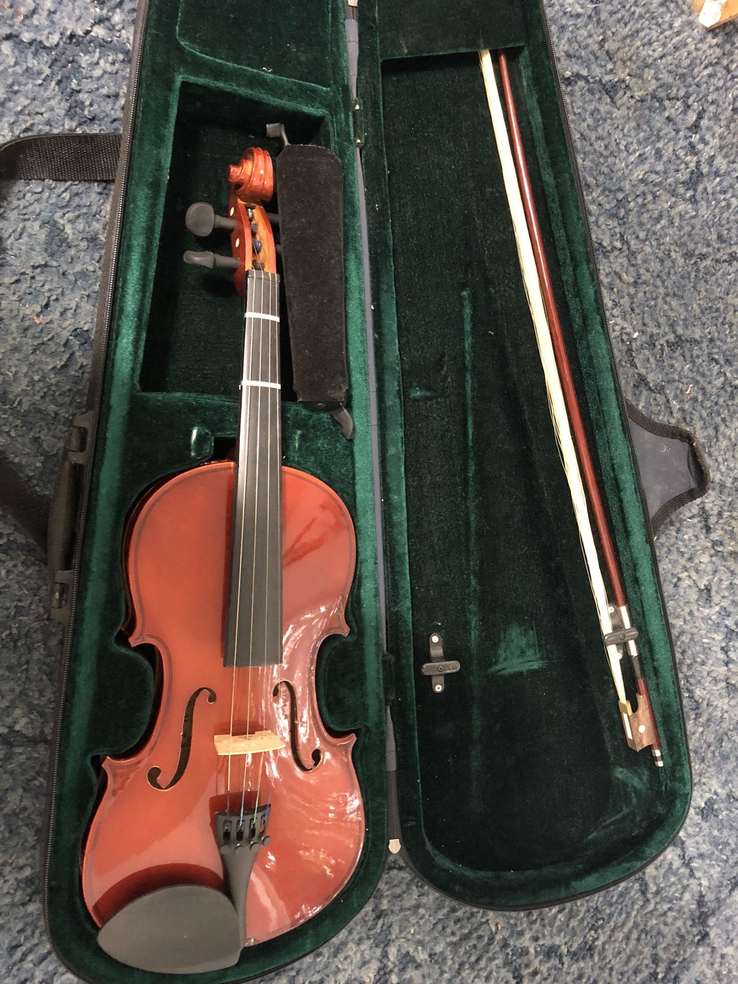 C.M.T Violin
