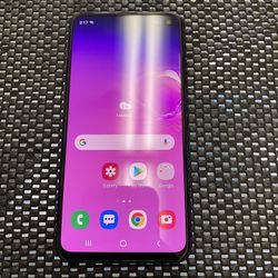 Samsung Galaxy S10e Unlocked 128GB