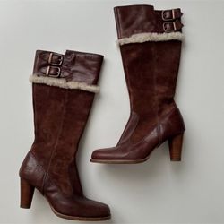 Ugg Leather Boots Size 7