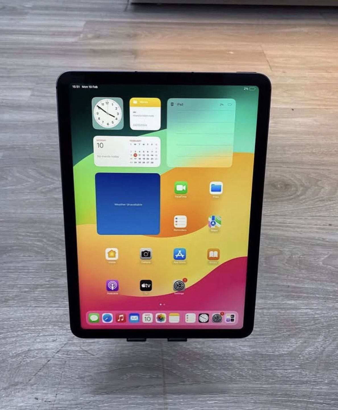 iPad Air 4 (WiFi + Cellular) 