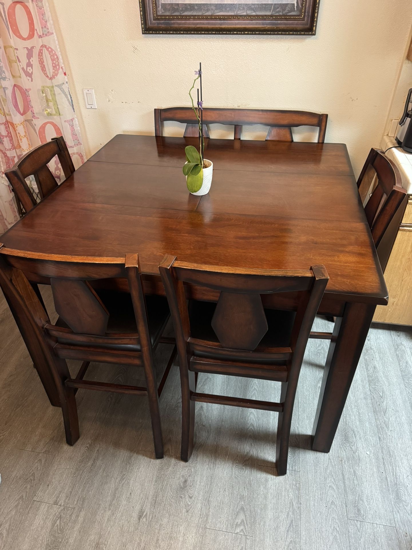 Table With Chairs For 6