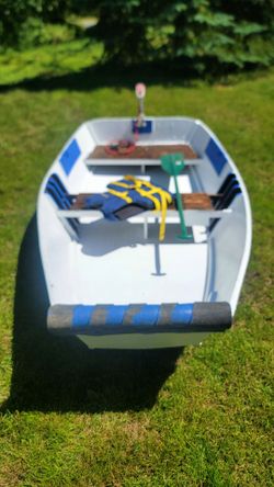 7.5' Wood boat with electric motor