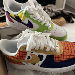 Disney Nike Air Force 1 Size 7