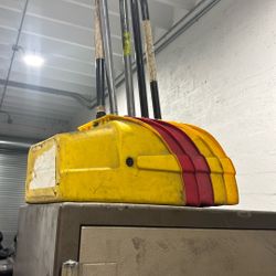 Garbage scoopers