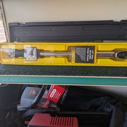 Titan 23150 1/2" Drive Reversible Torque Wrench