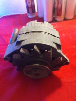 Alternator V8 Chevy Small Block.