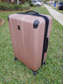 Kenneth Cole 24 Inch Hard side 8 Wheel Expandable Upright Spinner Suitcase