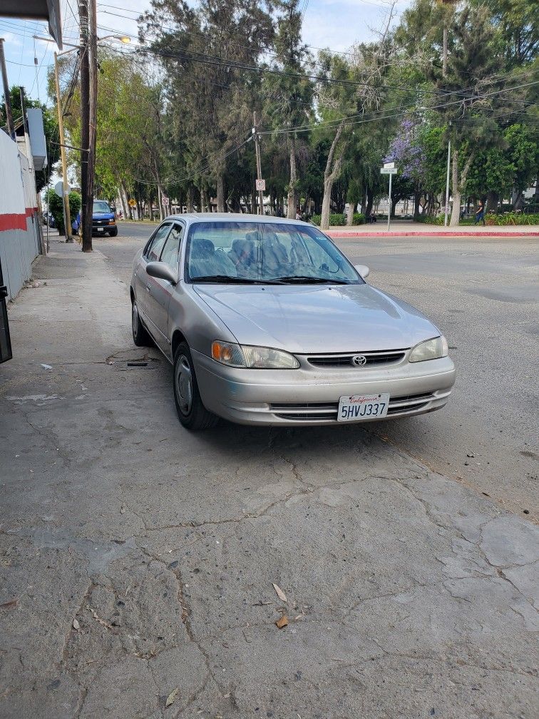 1999 Toyota Corolla
