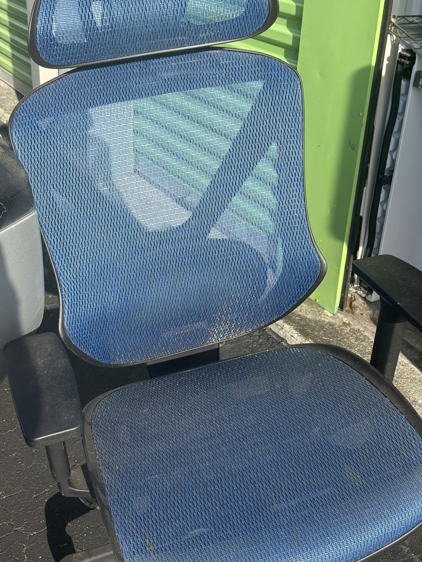 Wide Office Chair