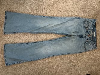 Low Rise Levi Jeans size 25