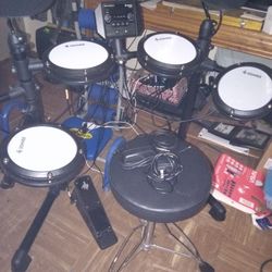 DONNER DED-80 Drumset