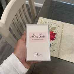 Miss Dior Perfume 