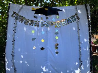 Graduation decorations