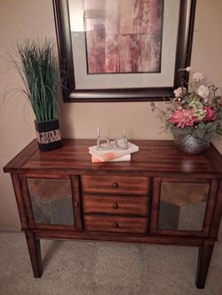 Console cabinet buffet table