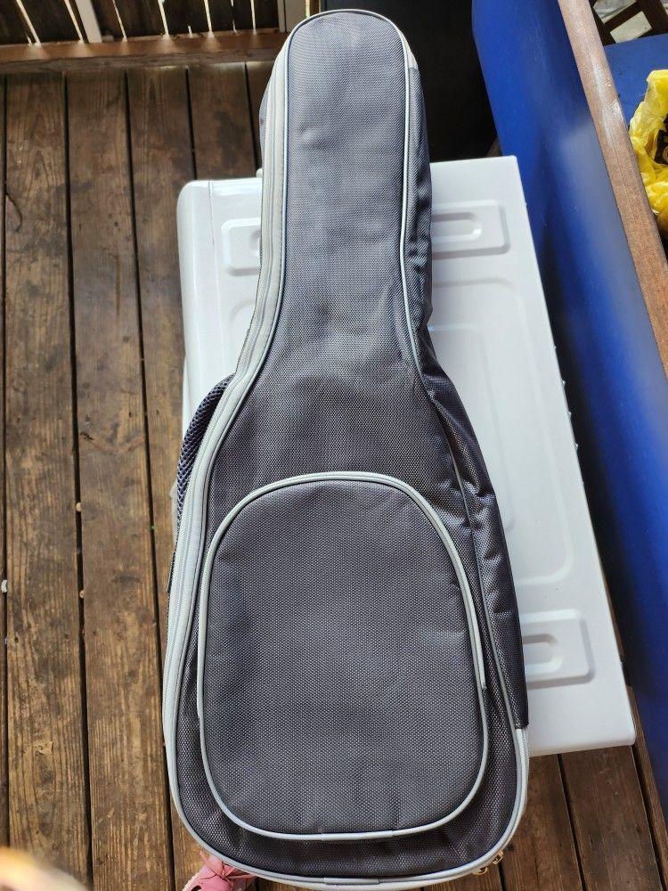 Music First  Full-size Violin Case