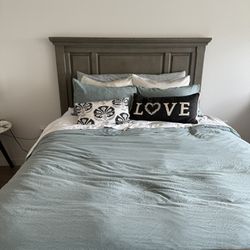 Bed frame And Dresser Set