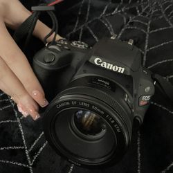 Canon Camera EOS Rebel SL2
