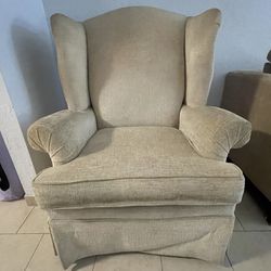 Wingback Sitting Chair 