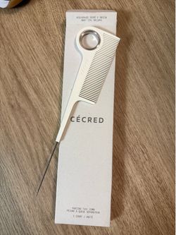 Brand New Cécred Parting Tail Comb