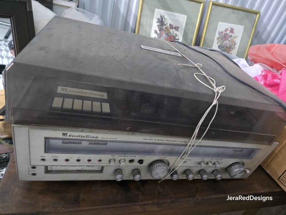 Turntable record player