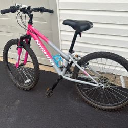 NISHIKI PUEBLO 24 GIRLS BIKE 