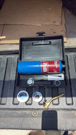 Propane heating tool with all accessories