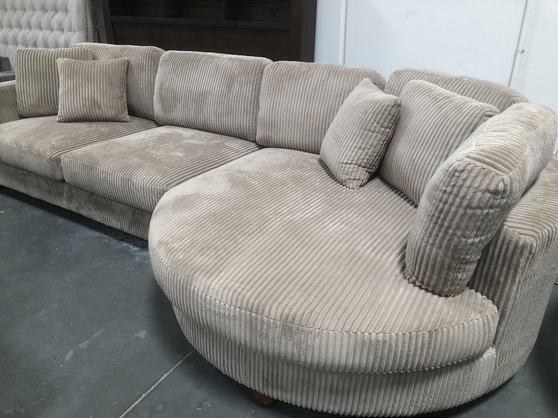 New Sectional With LARGE WIDE CHAISE Sofa Couch 125”