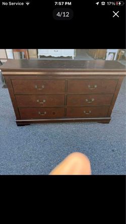 6 DRAWER DRESSER
