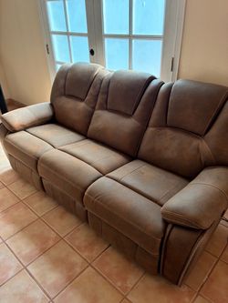 Power Reclining Sofa - Recline not working