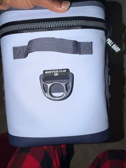 Yeti cooler 12 can