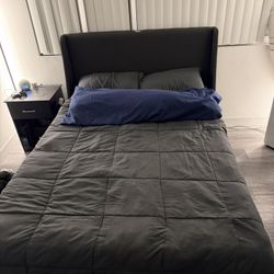 VECELO Full Bed Frame with Headboard & Built-In USB Port – Great Condition