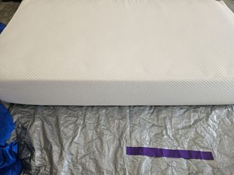 12" twin mattress like new