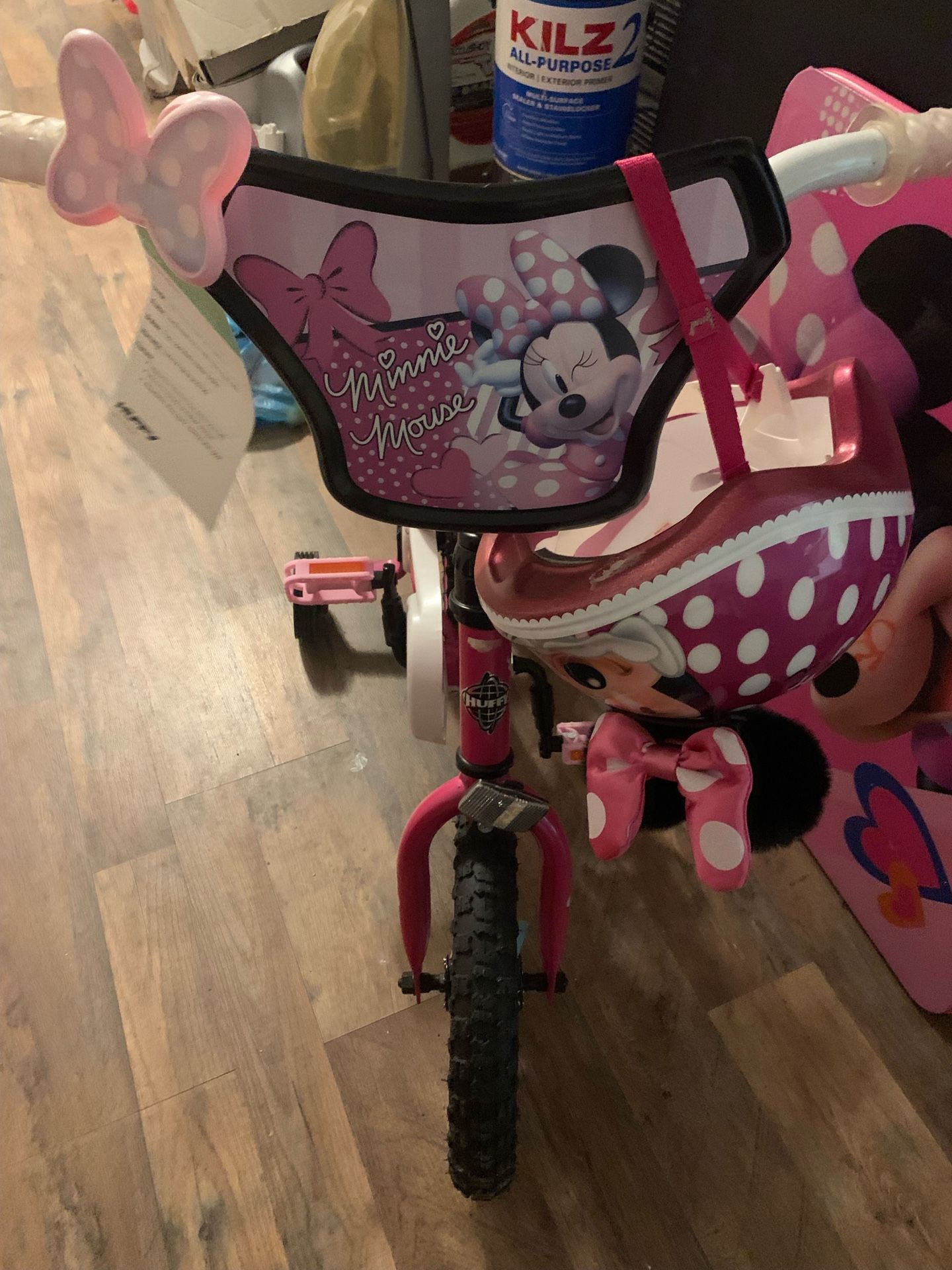 Huffy Disney Minnie Mouse Bike, 12" Wheels, Ages 3+, Training Wheels, Pink