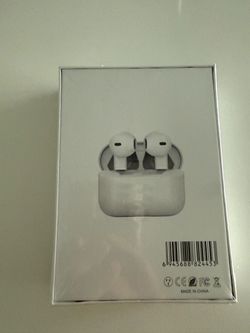 Wireless Earbuds with Charging Case