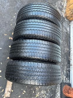 Set of 4 nice Good year Fortera 245/70/17 ( We install & balance )