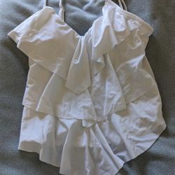 New woman's white swimsuit top size 16