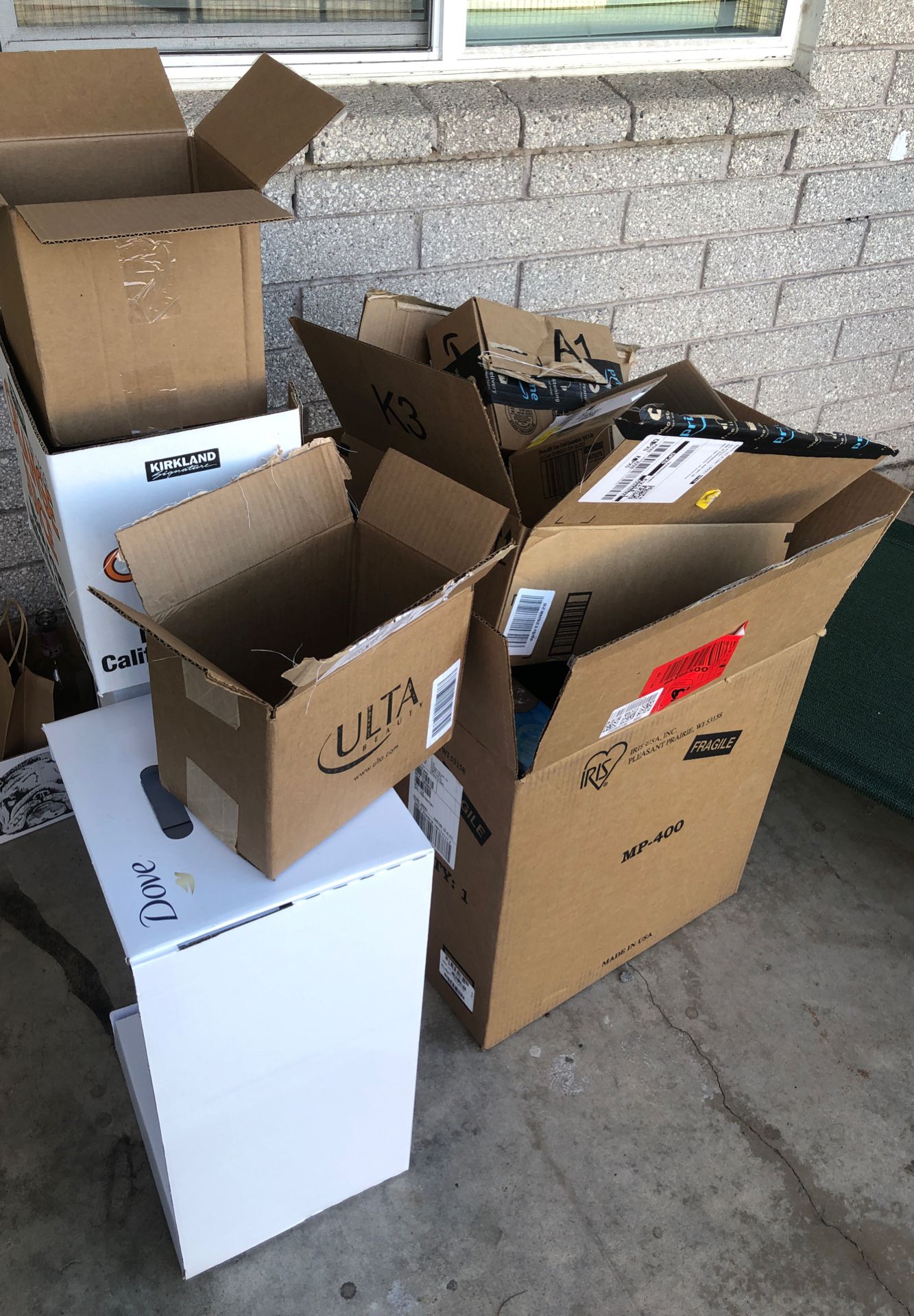 Assorted cardboard boxes