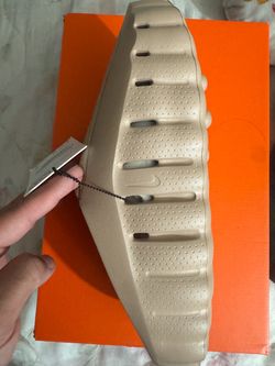 Nike Mind Mules