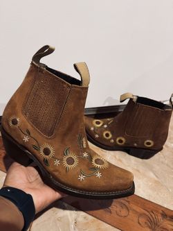 Cowgirl Ankle Boots👢👢