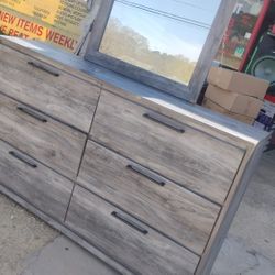 dresser with night Stand and mirror $175