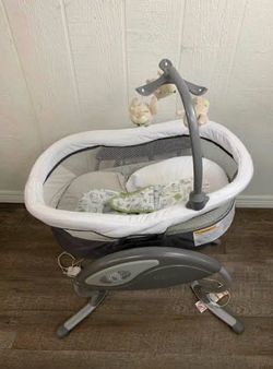 $60 Graco DuoGlider Crib