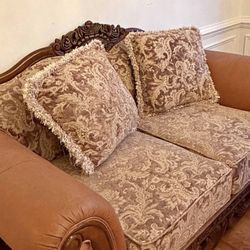 Luxury Solid Wood Sofa & Loveseat Set – Ornate Carved Frame (Excellent Condition)