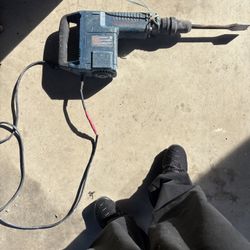 BOSCH HAMMER DRILL