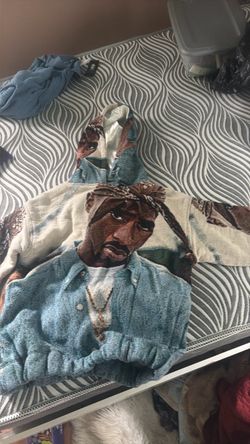 NEW Tupac stitched hoodie