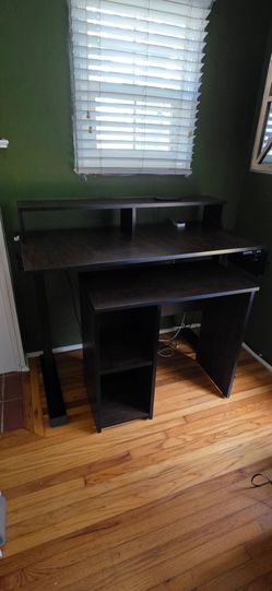 Modular electronic sit/stand desk
