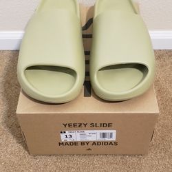Adidas Yeezy Resin Slides 