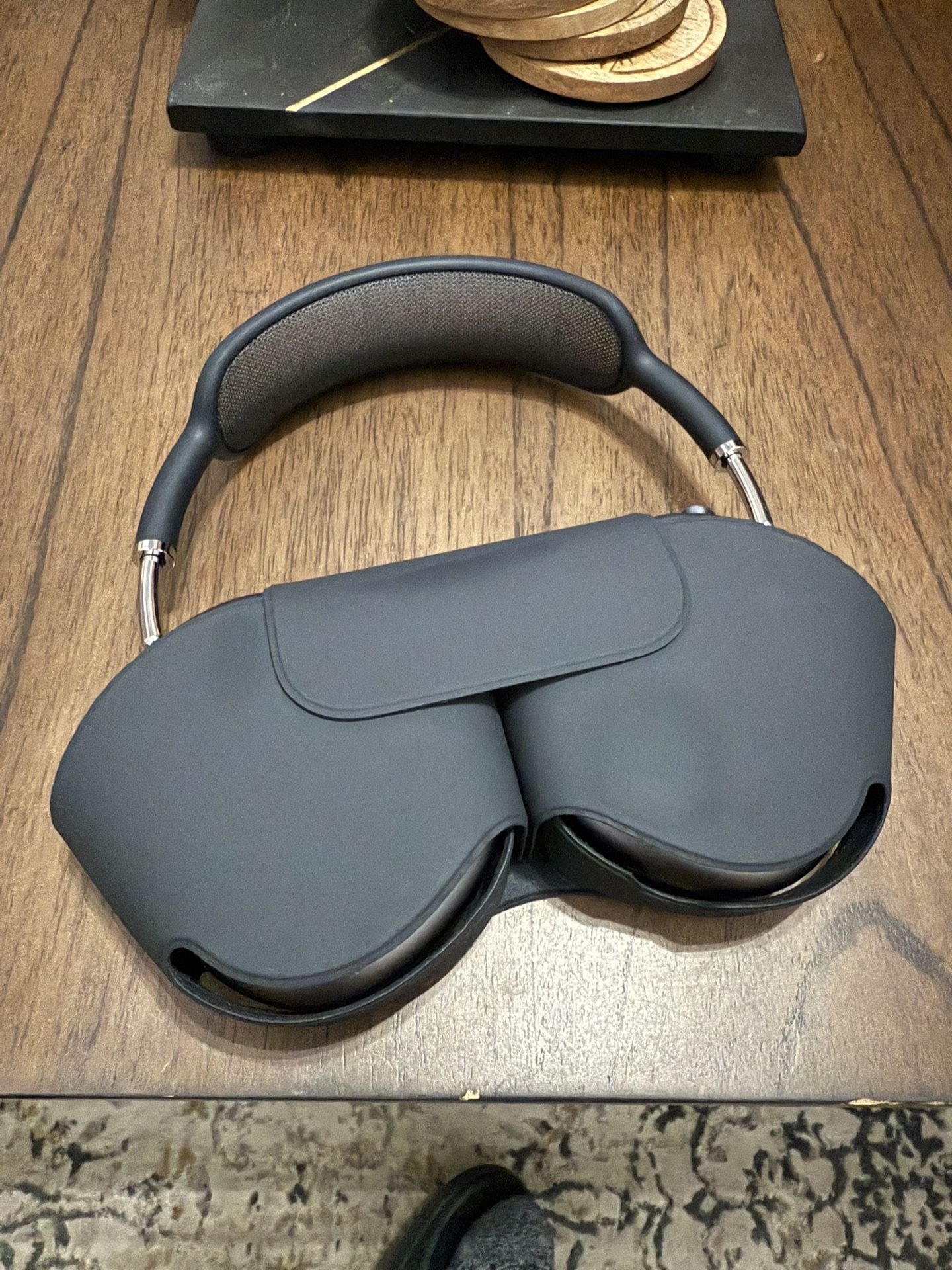 Apple AirPods Max Wireless Over-Ear Headphones, Active Noise Cancelling, Transparency Mode, Personalized Spatial Audio, Dolby Atmos, Bluetooth Headpho