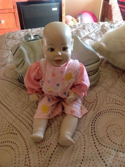 16"Syndee heirloom doll