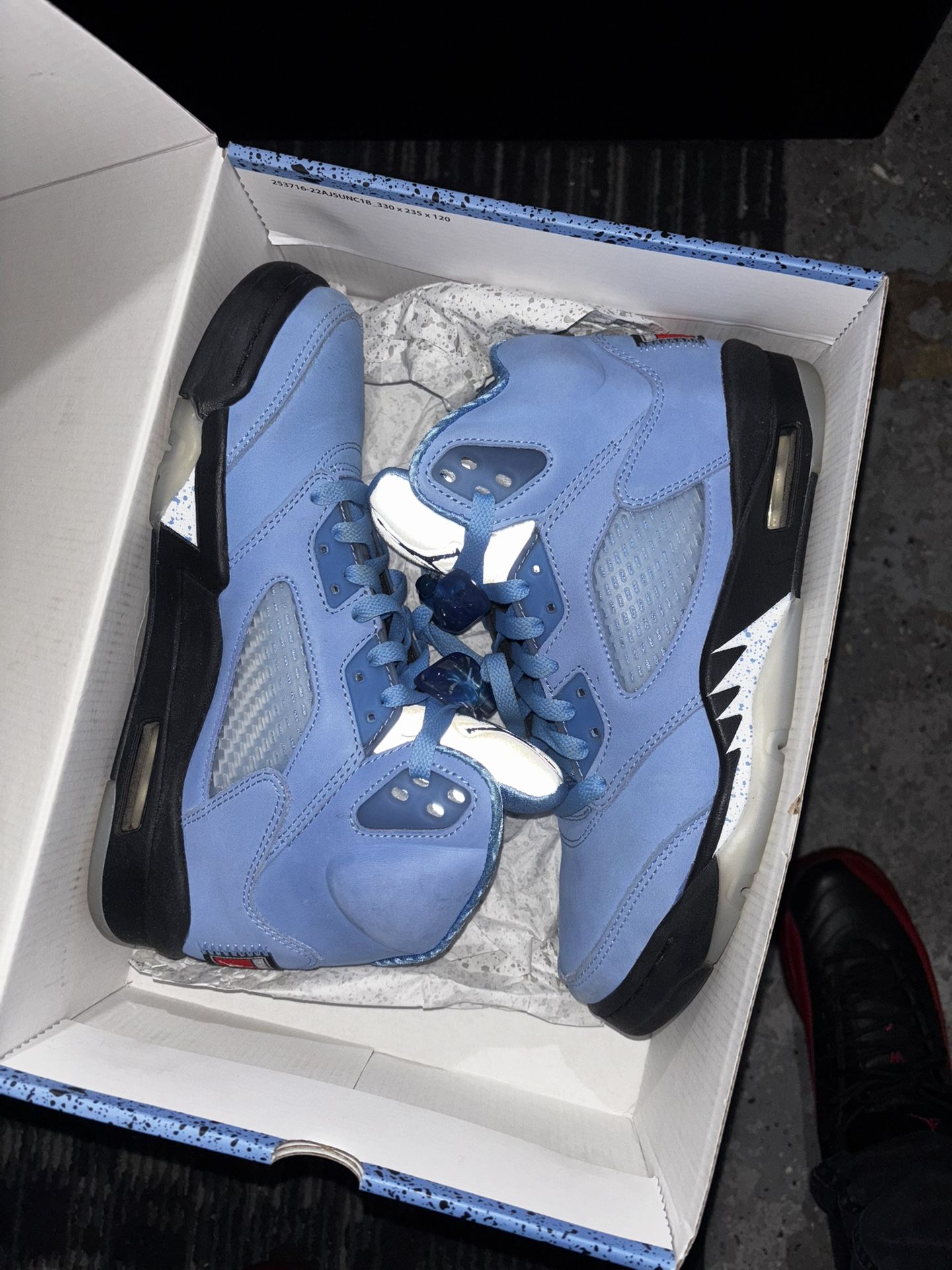 Unc Jordan 5’s 